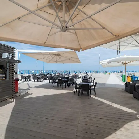 V4 Bi-trifamiliare * Albarella Island