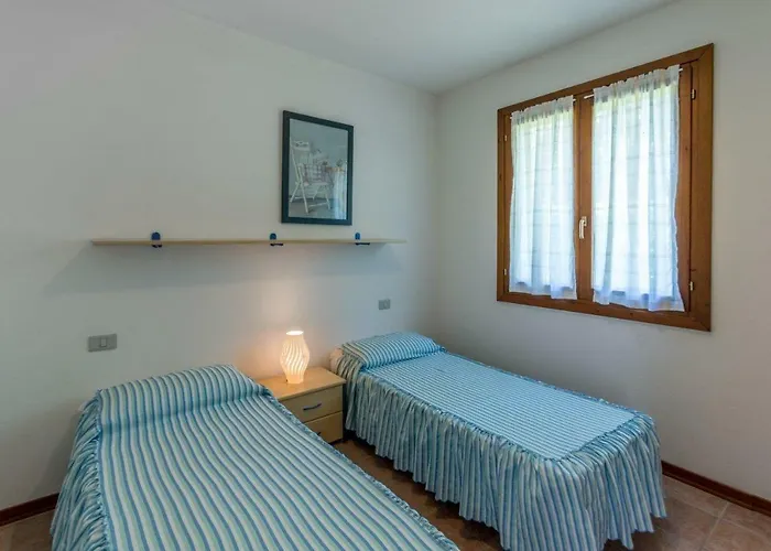 V4 Bi-trifamiliare * Albarella Island