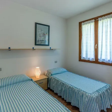 V4 Bi-trifamiliare * Albarella Island