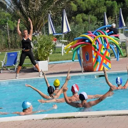 V4 Bi-trifamiliare Villa Albarella Island