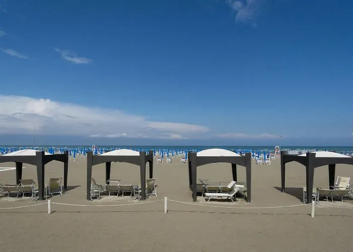 V4 Bi-trifamiliare Villa