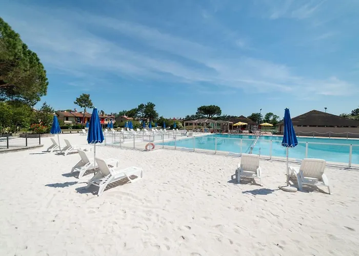 V4 Bi-trifamiliare * Albarella Island